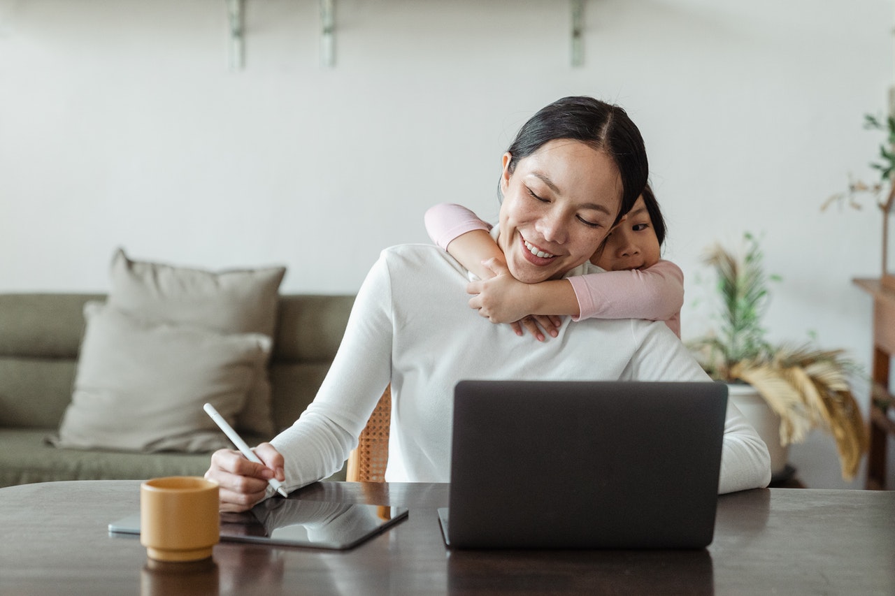 You are currently viewing 5 Tipps für mehr Gelassenheit im Mama Alltag.